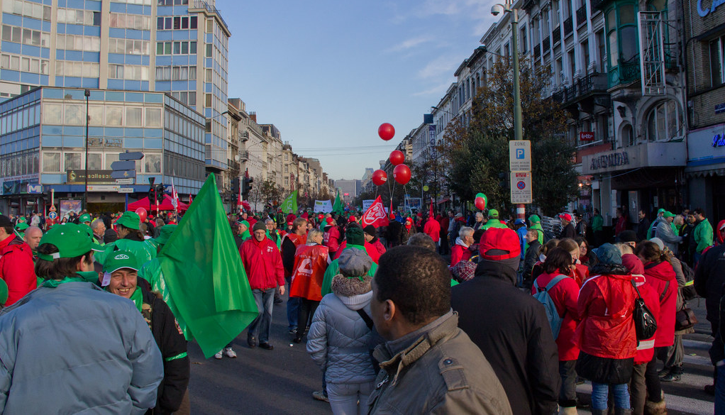 Grève générale en Belgique : augmentation des salaires et blocage des prix de l’énergie