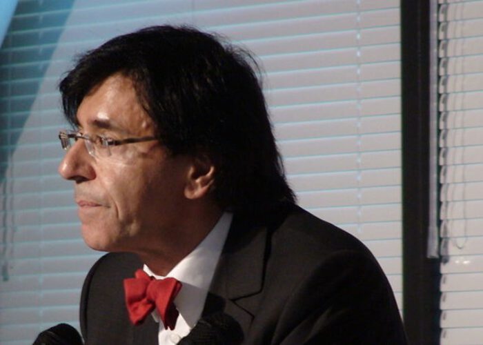 L’appel d’Elio Di Rupo à « respecter l’identité de genre »