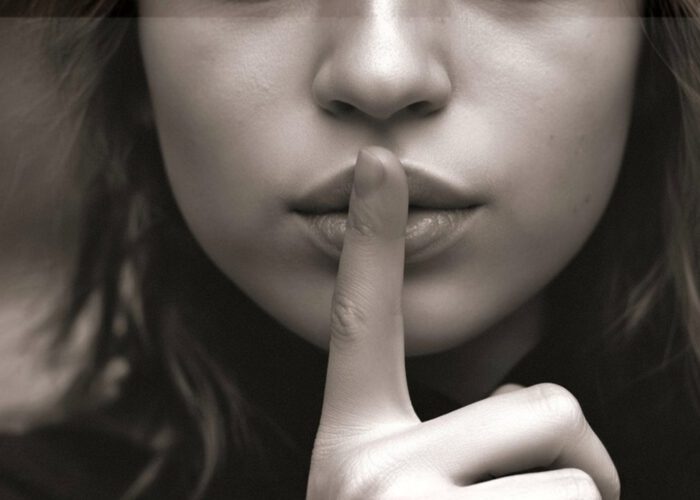 La violence sociale des discussions ordinaires