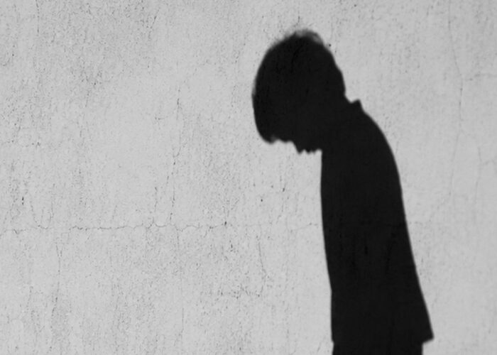 Comment les auteurs d’abus sexuels sur enfants expliquent‑ils leurs actes ? Les enseignements d’une étude mondiale