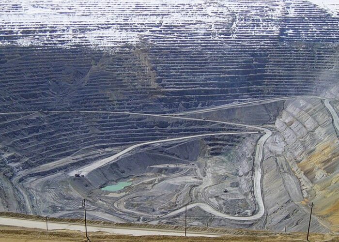 Extraire, sacrifier et résister : enquête sur l’extractivisme « vert »